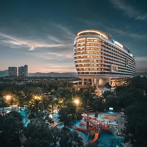 5* 度假村 三亚海棠湾仁恒皇冠假日度假酒店（网红无边际泳池）