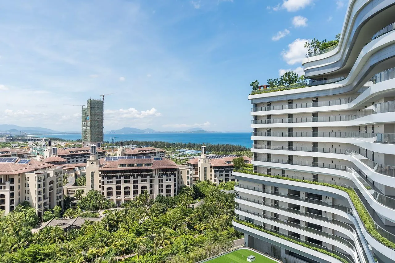 三亚海棠湾梵美海景度假公寓（面朝蜈支洲岛，紧邻梦幻不夜城，离沙滩50米）